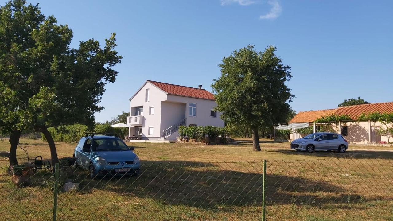 Luka Apartman Galovac  Kültér fotó